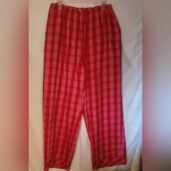 Victoria's Secret Pink Plaid Sleepwear (65) - Picture 6 of 12